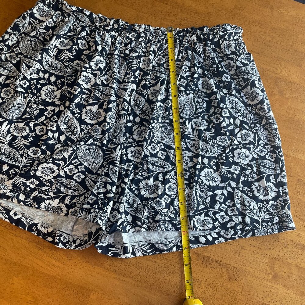 NWOT Size Large H&M blue white paperbag shorts - Picture 5 of 6